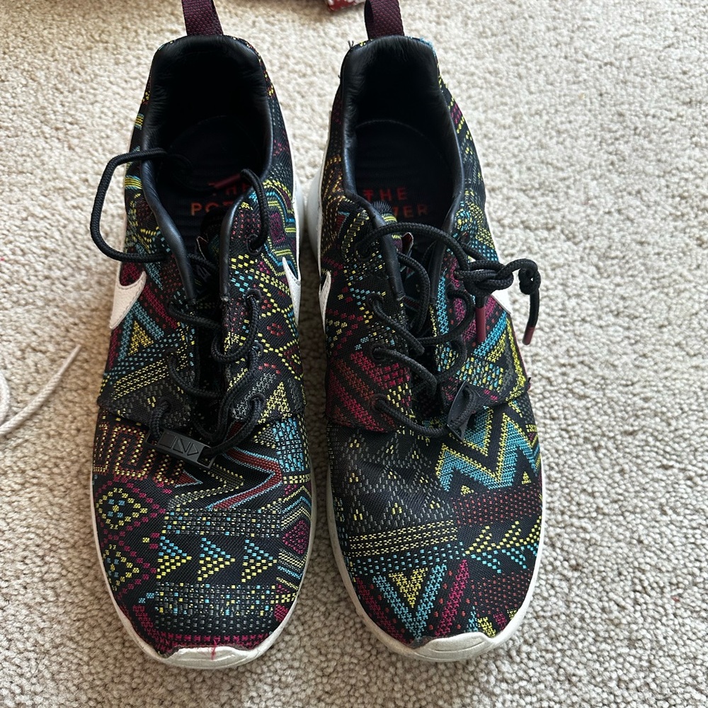 BHM nike roshe